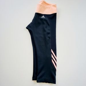 Adidas Athletic Capri Size Large 3 Stripe